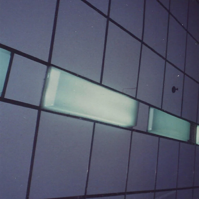 adamngrin - man, I wish I was rich (boi)