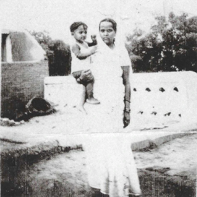 Abdullah Miniawy & Hvad - Childhood Passed in a Blink