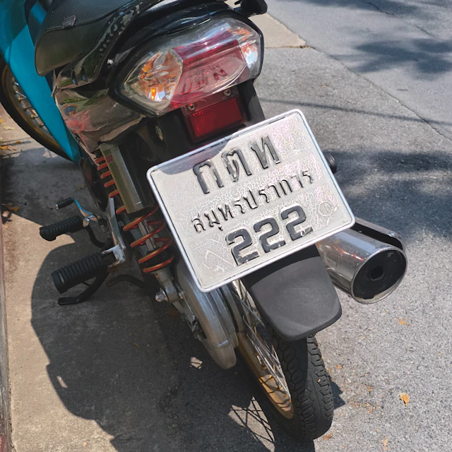 Crashing Out with Genevieve Fullerton