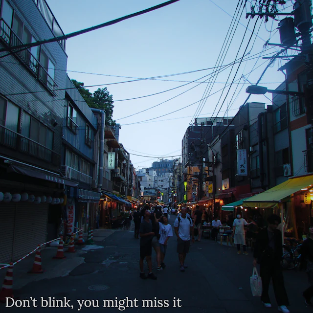Eyeswrld - Don't blink, you might miss it