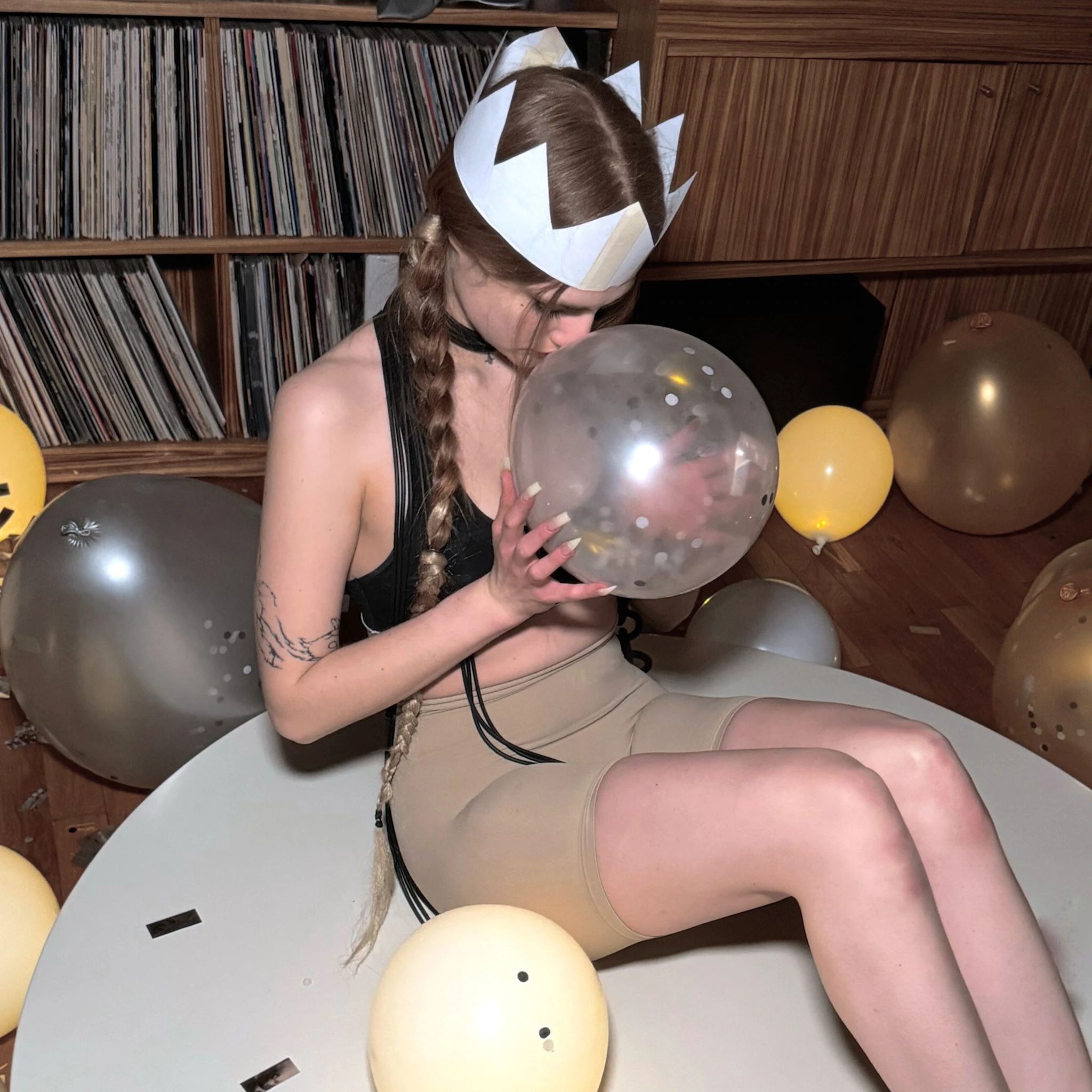 benzii & 0neo 'tell me'