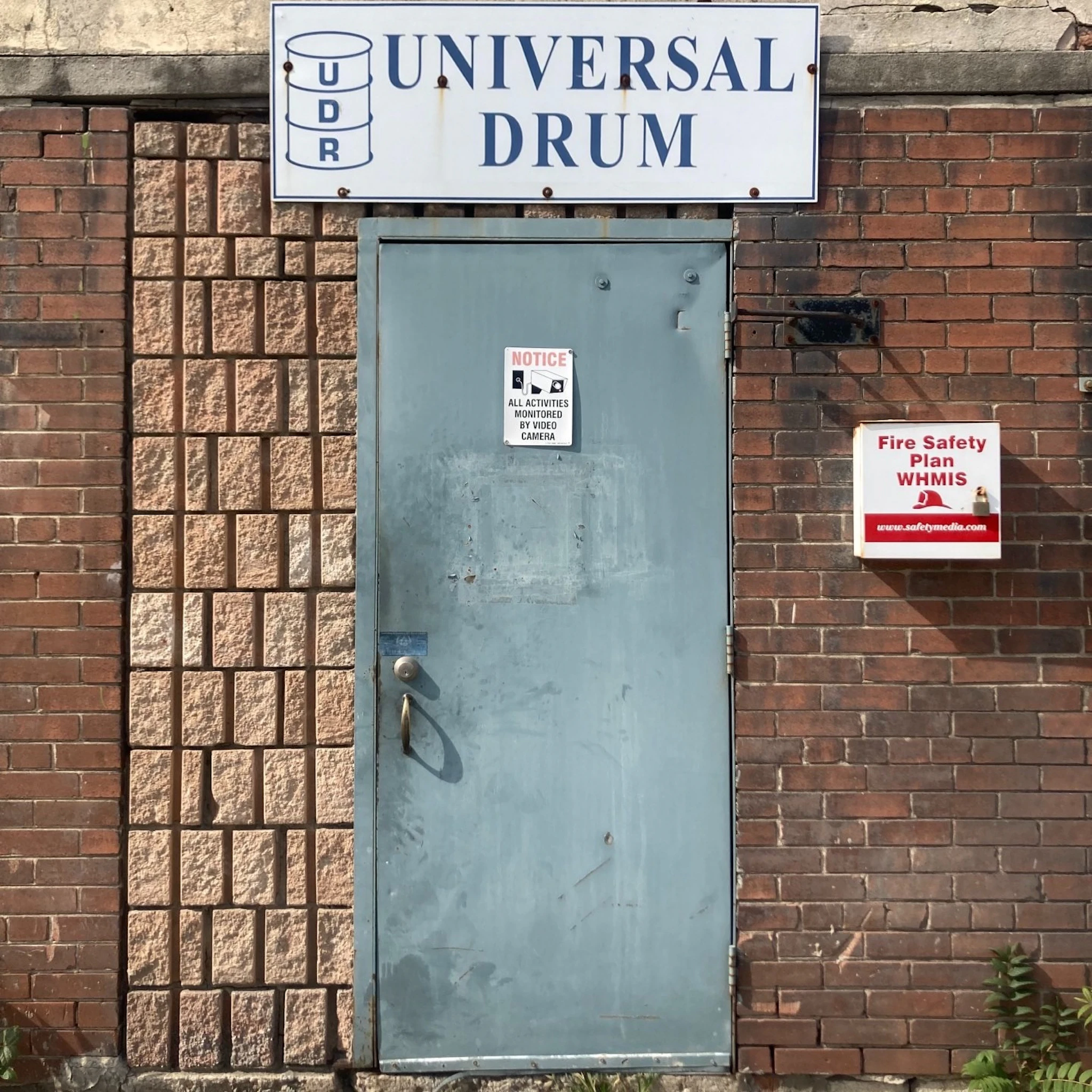Universal Drum - People Say