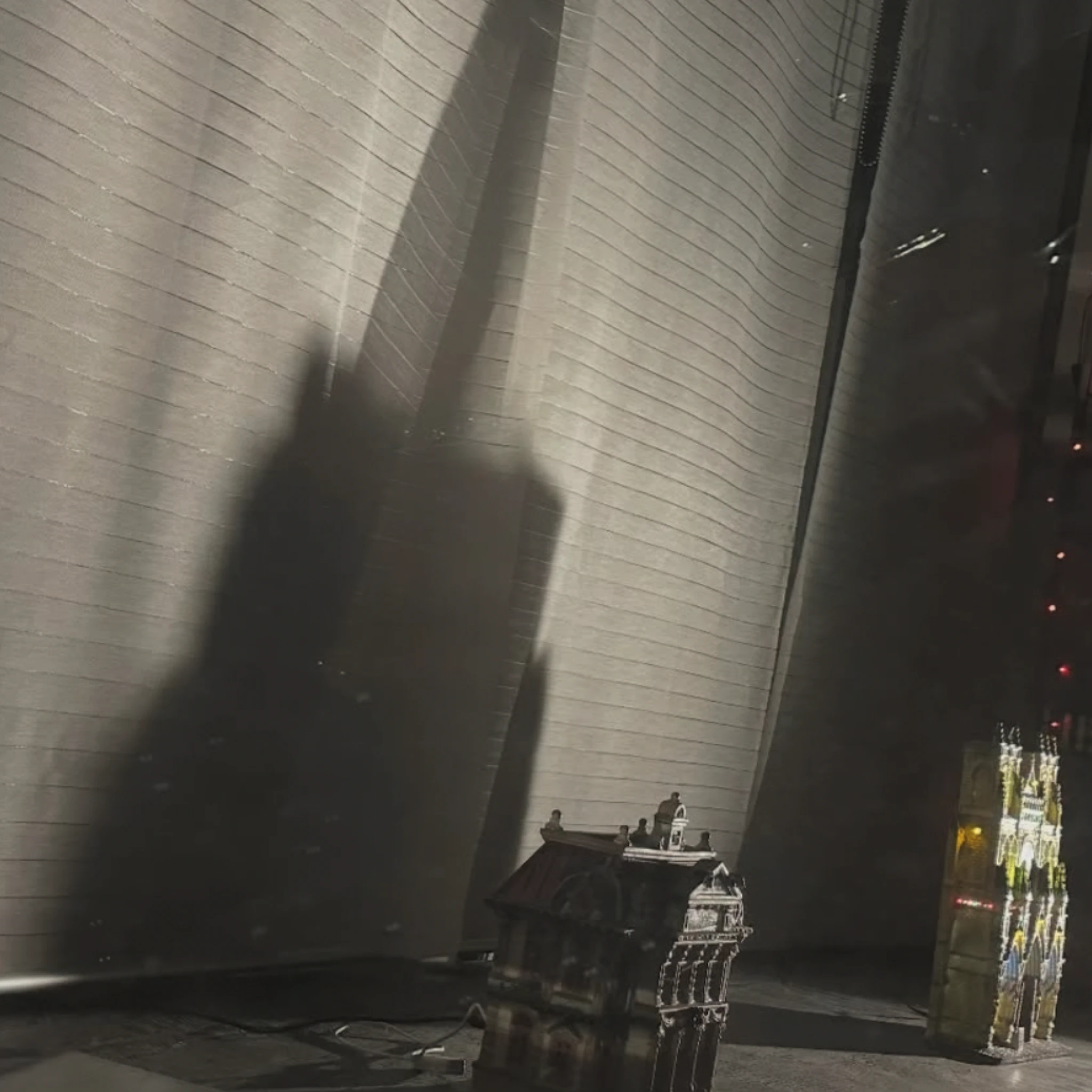 Miss - no wonder your dog bites, trust is fragile