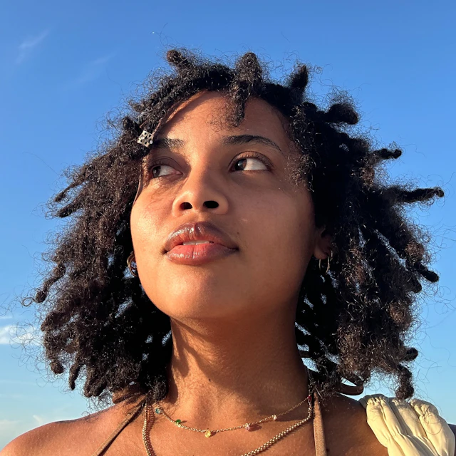 MONALISA - BE WHO U ARE