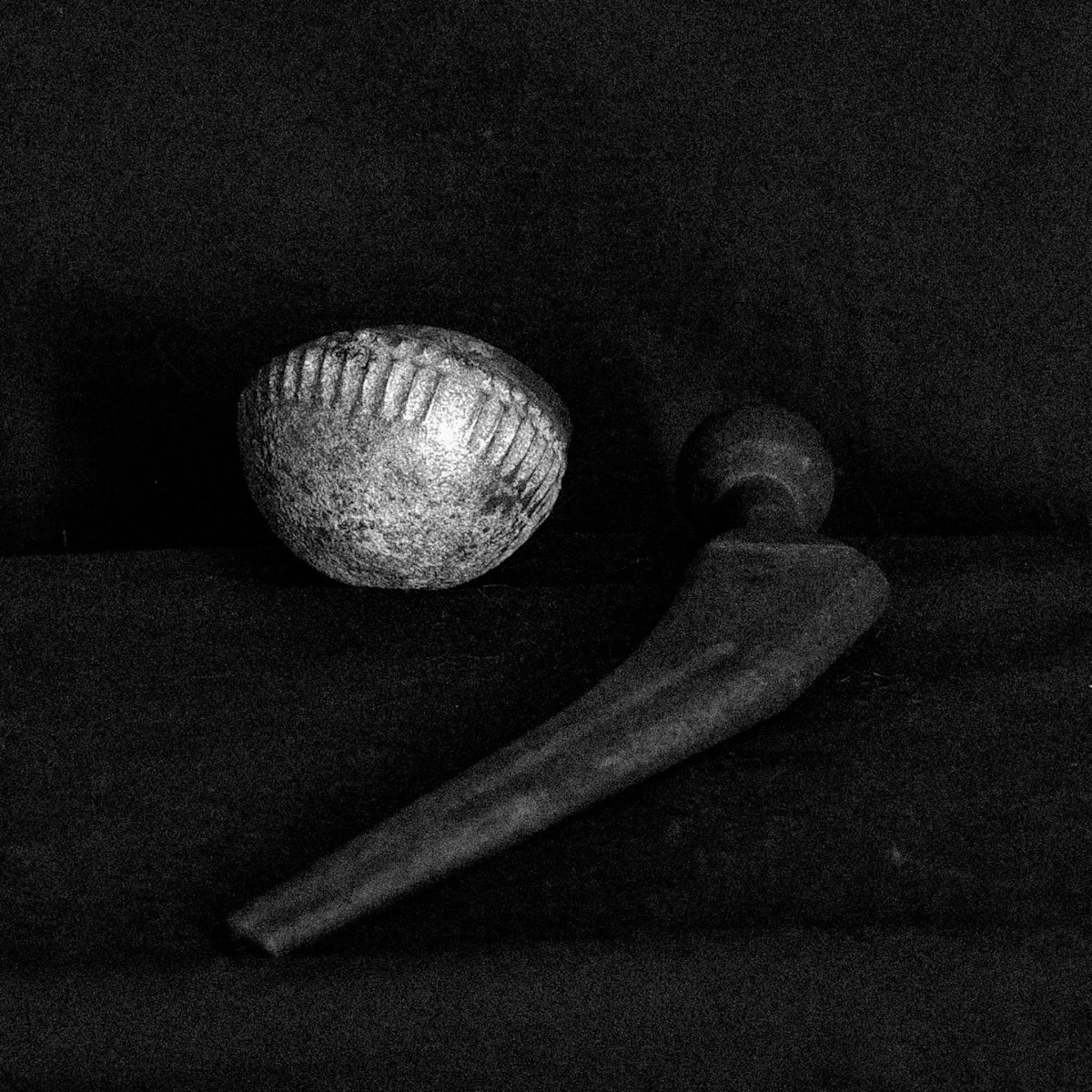 Elijah Minnelli - Ball & Socket