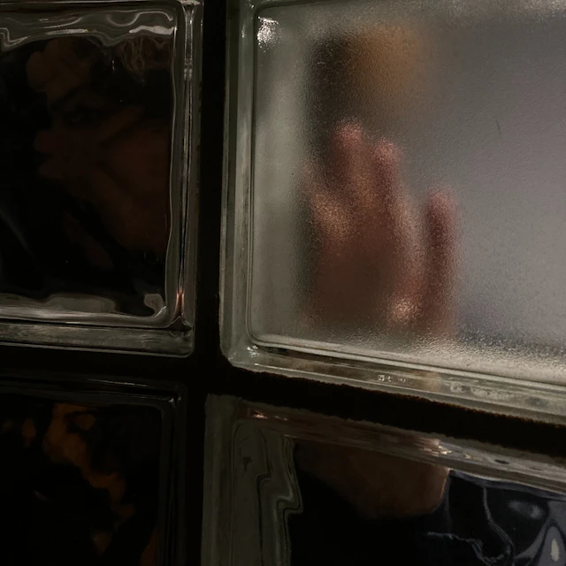 Tryphème - In The City In The Rain (the 6ths Cover)