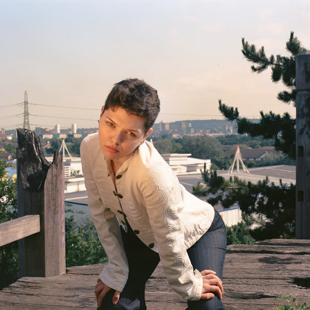 gianna - Behind The Wings